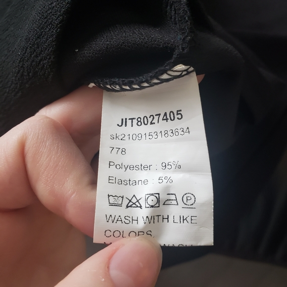 👑NWOT Little Girls SHEIN Back and Chain Print Dress👑 - Picture 5 of 6